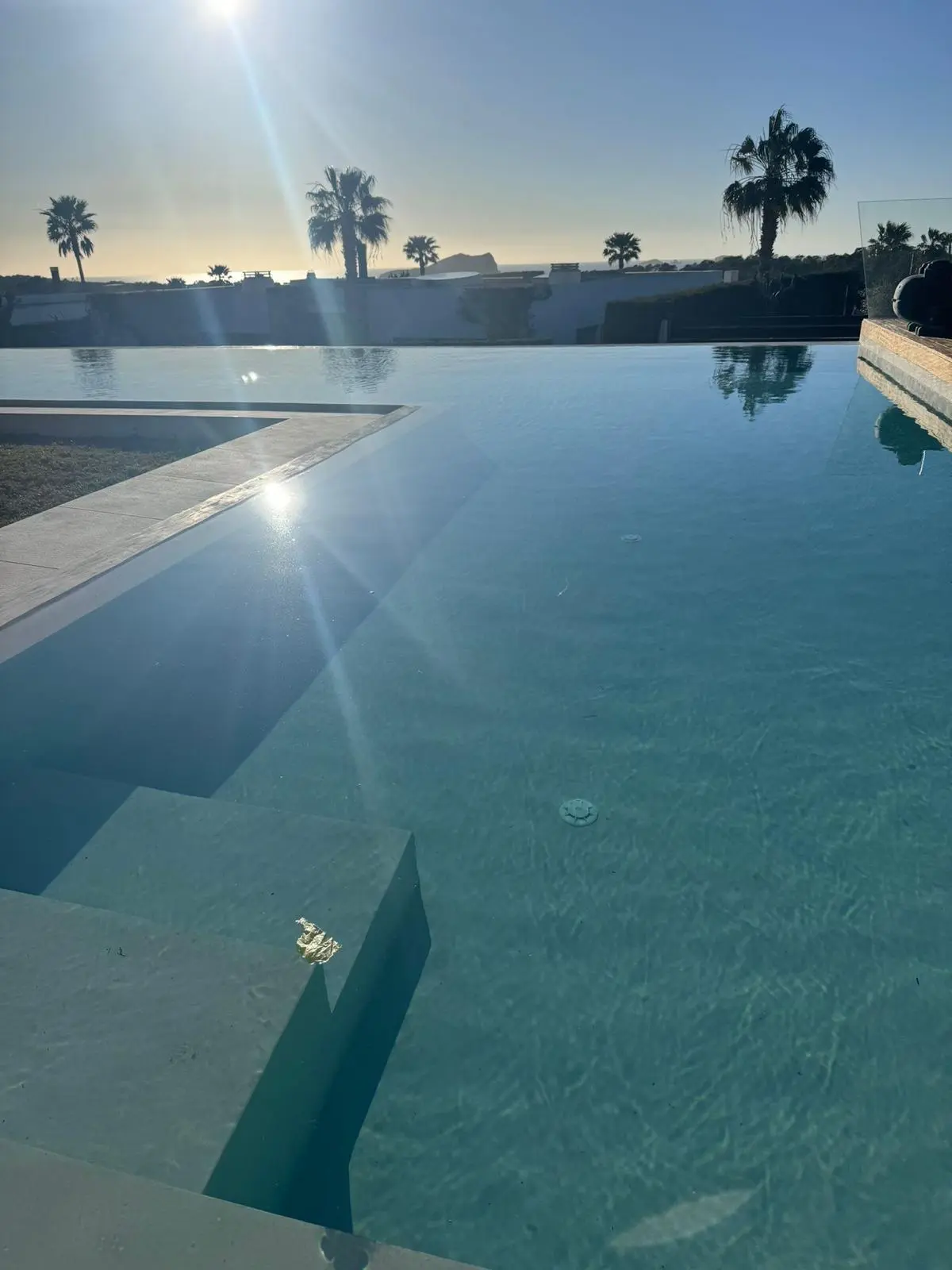 Piscinas de cemento continuo